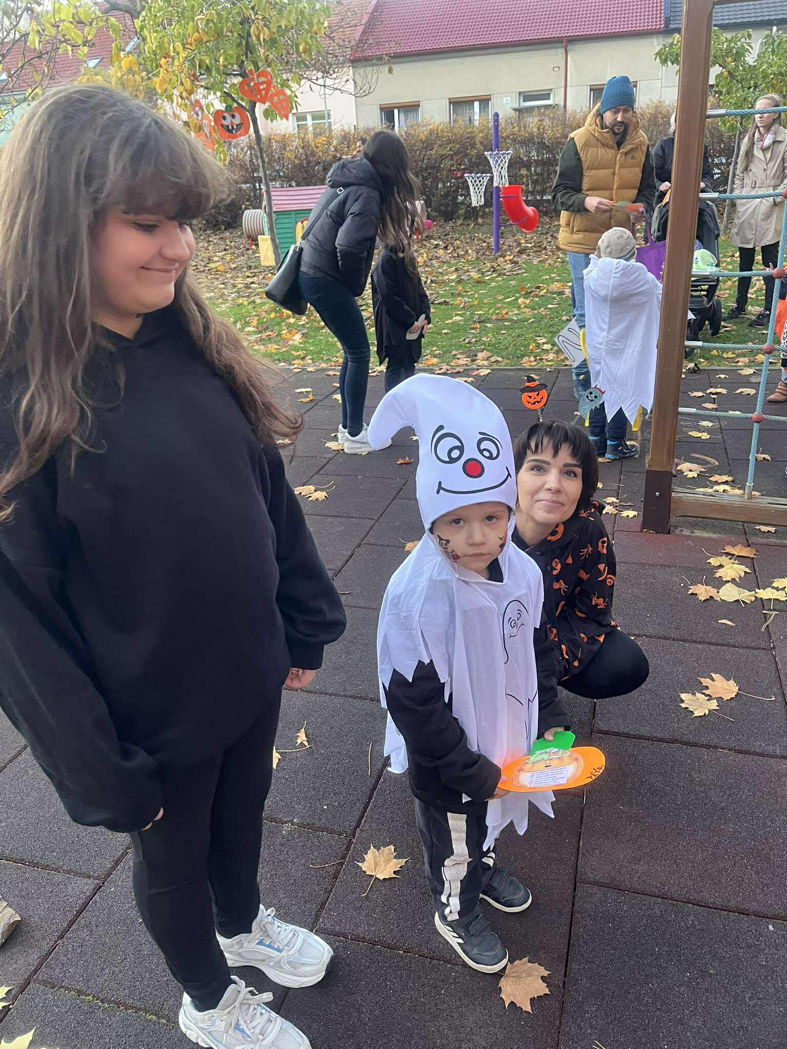 553566598_814466737860476_3943019049393318786_n